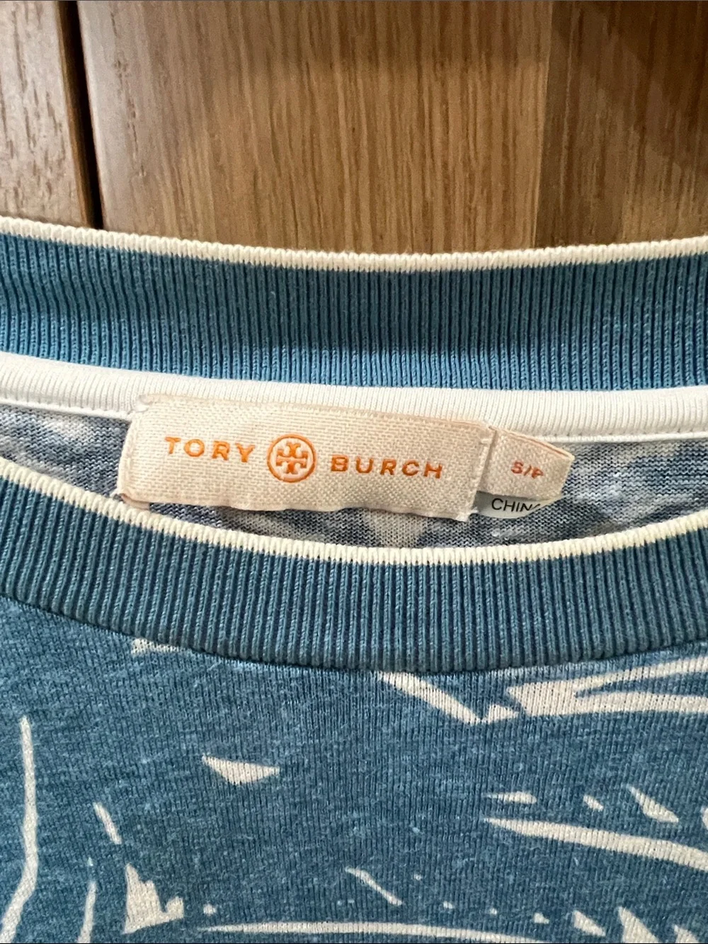 Tory Burch Blue and White Tropical Short Sleeve Tee size small